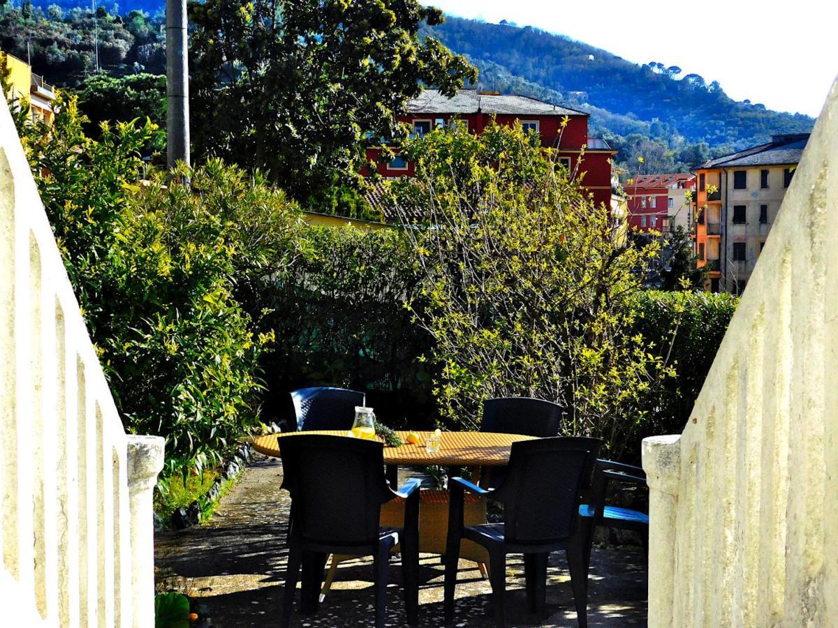 Villa Unifamiliare Con Posto Auto! Levanto Luaran gambar