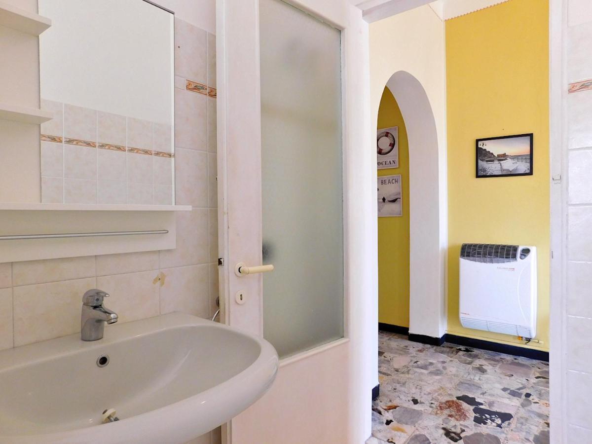 Villa Unifamiliare Con Posto Auto! Levanto Luaran gambar
